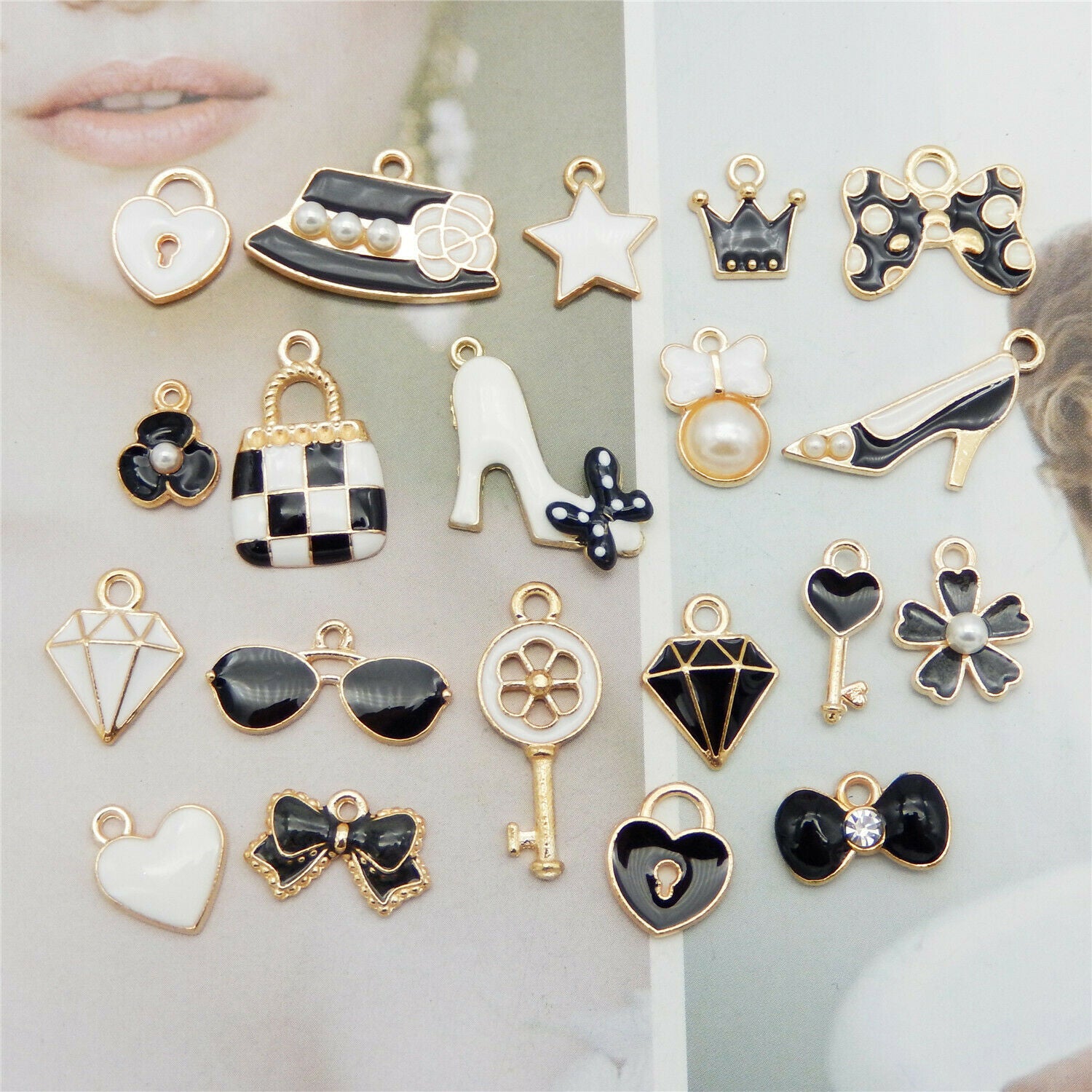 20pcs Black&White Enamel Plated Clothing Accessories Pendant Charms DIY Findings