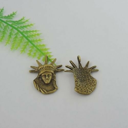 Lot of (x30) Alloy Antiqued Bronze Statue Of Liberty Pendant Charm 25x21x3mm
