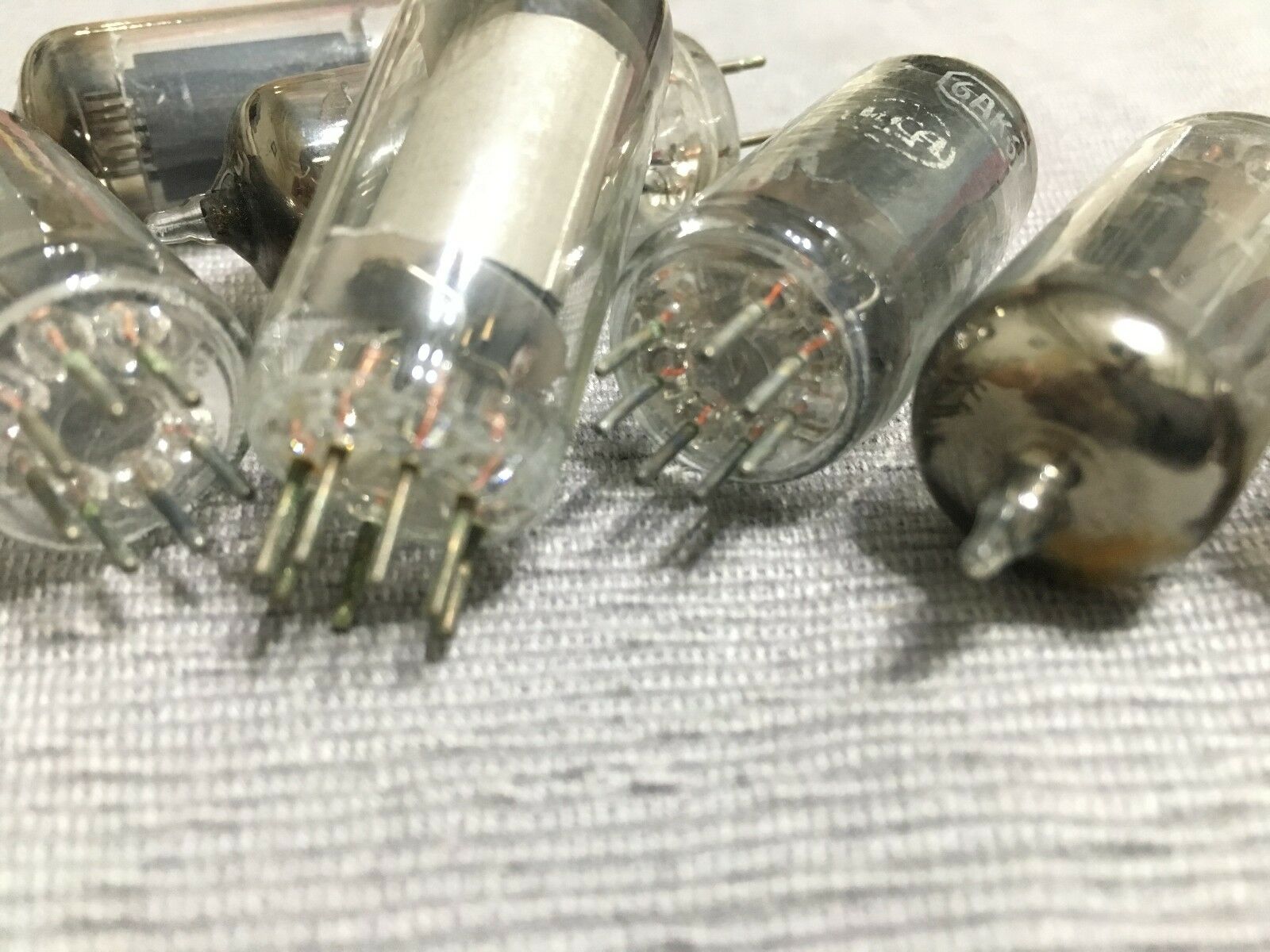 10pcs - 6AK6 Mixed Brands (NO Chinese) Vacuum tube