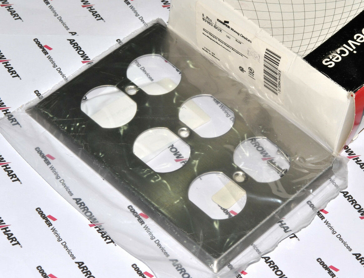 1pcs-Cooper 93103 Duplex Stainless Steel Standard Size Wallplates 3-Gang