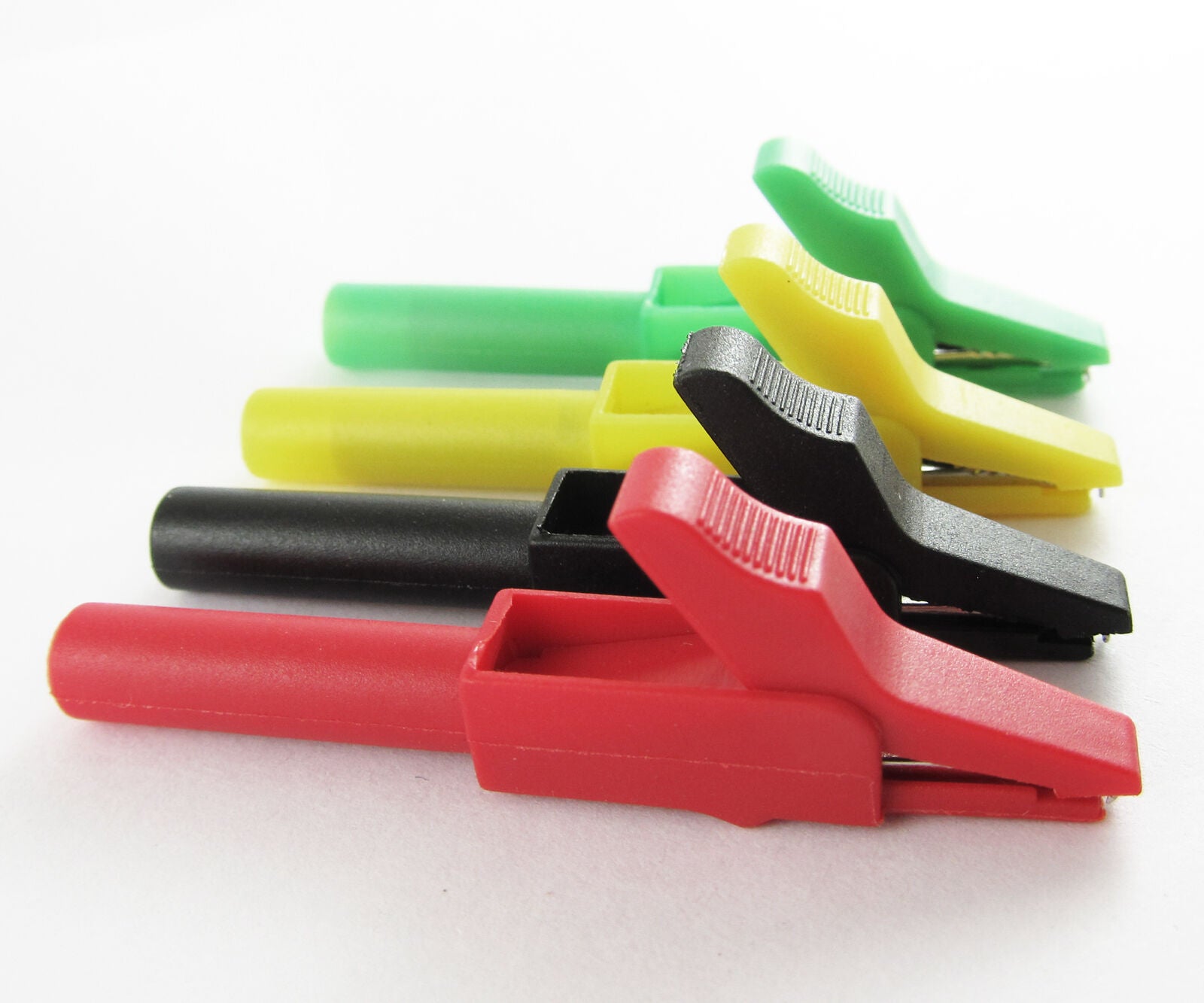 4pcs Full Insulated Alligator Clip to 4mm Banana Female Test Adapter 4 Colors