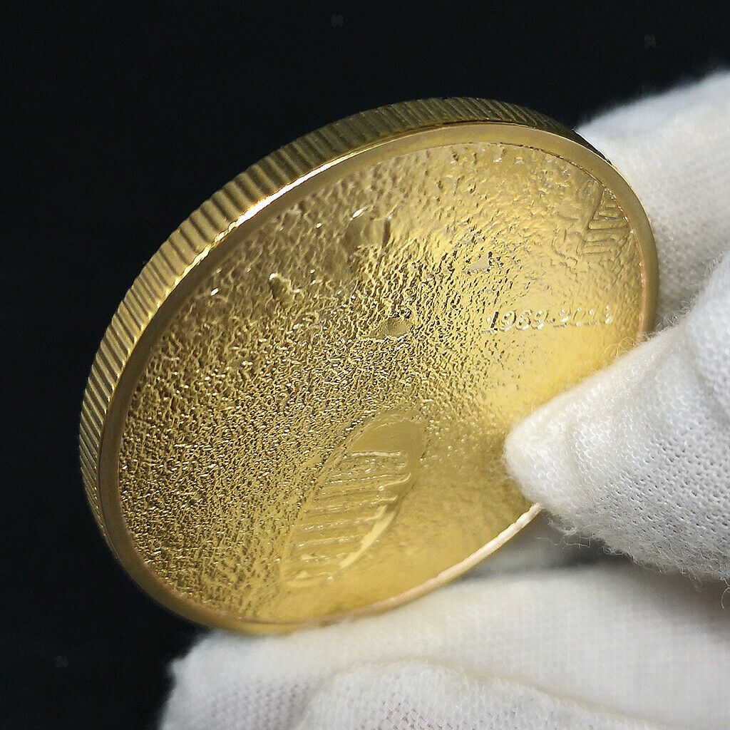 2019 US Moon Landing Golden Souvenirs Commemorative Coins Art Collection