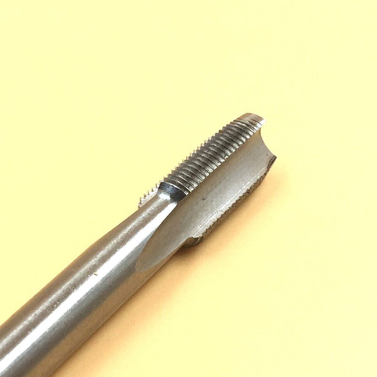 5/8"- 20 HSS Right hand Tap 5/8 - 20 TPI [M_M_S]