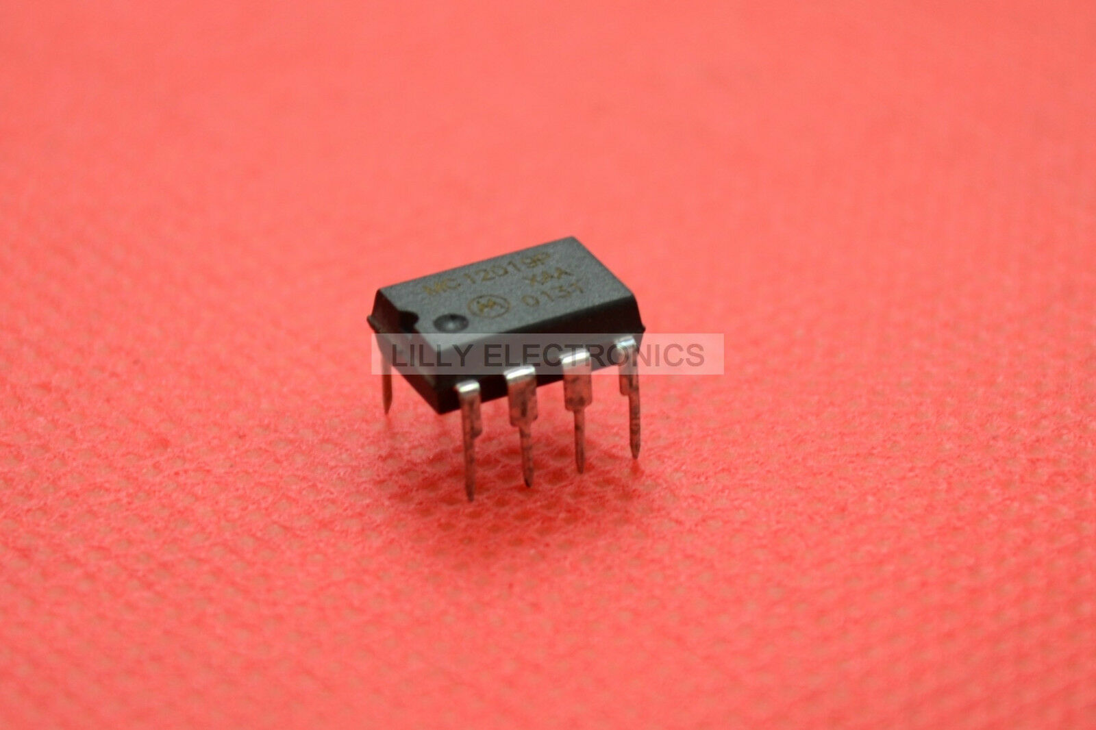 MC12019P Package:DIP-8,MECL PLL COMPONENTS ±20/21 DUAL