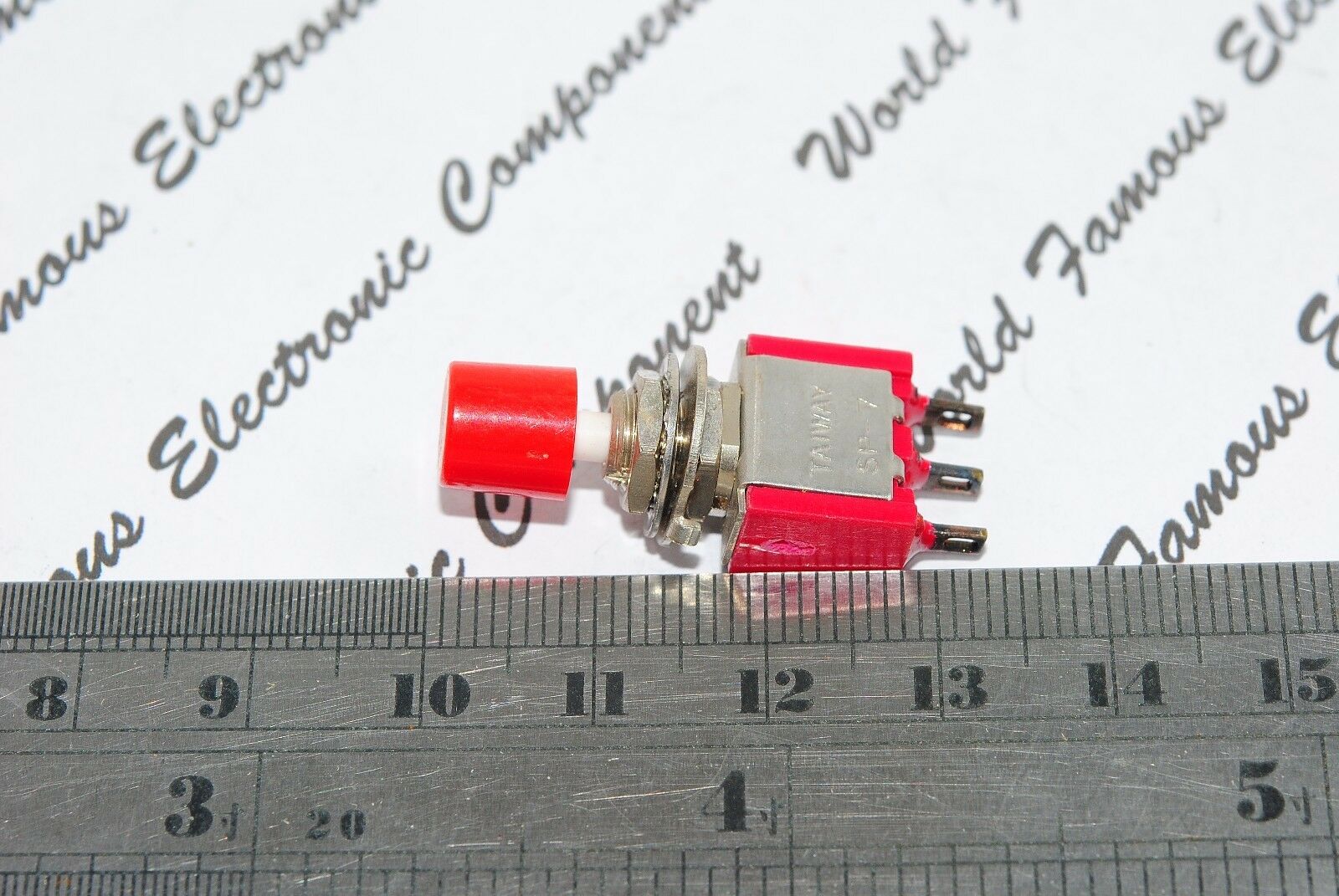 1pcs - 5A/125VAC 2A/250VAC COM/NO/NC Push Button Switch