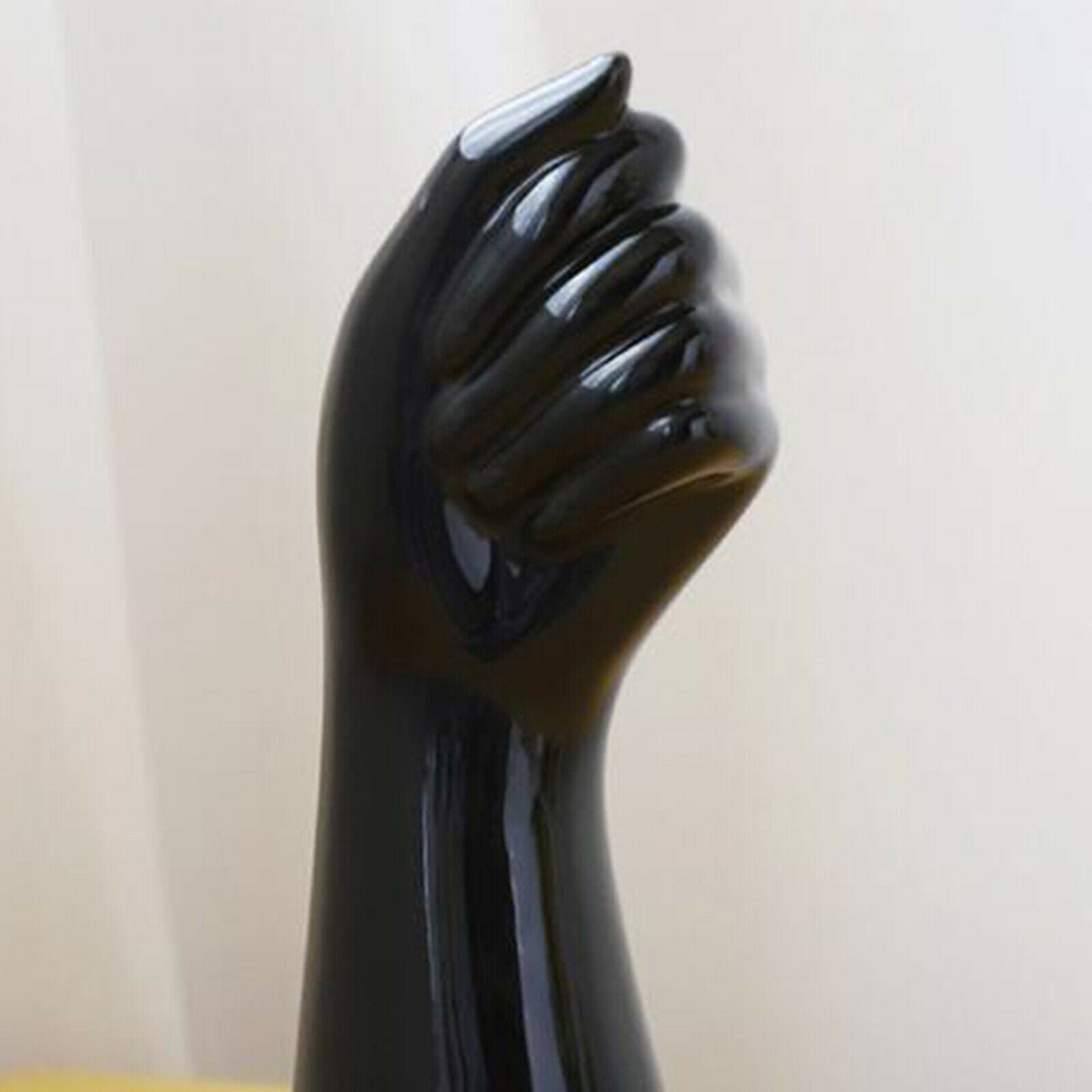 Nordic Ceramic Hand Shape Vase Holder Flower Arrangement Pot Creative Decor