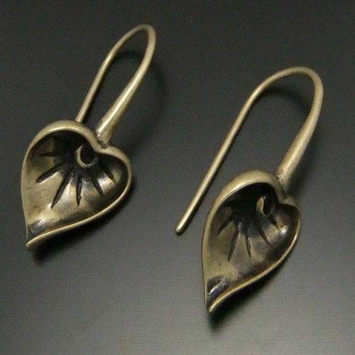 10 pcs Antiqued Bronze Color Brass Leaf Earring Hooks Ear Wires Clips 25x10x8mm