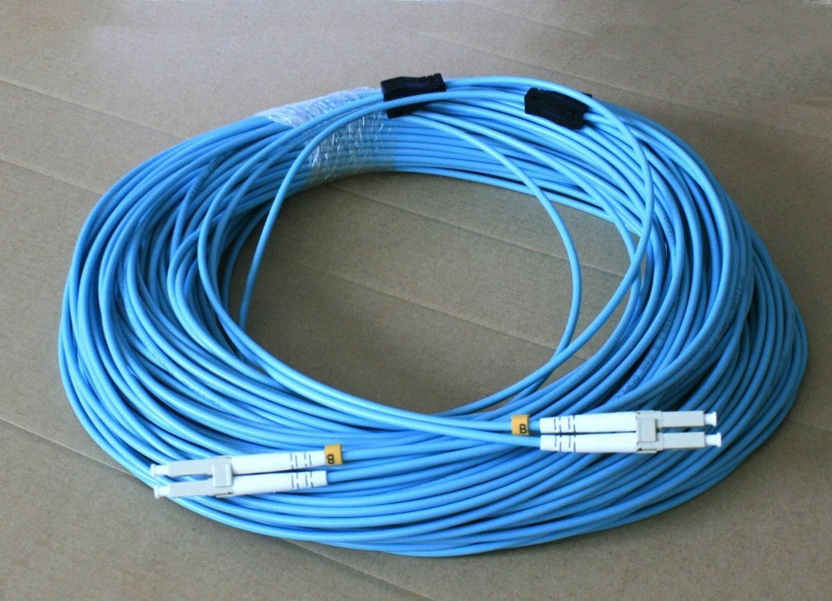 60M Armored cable / Fiber Patch Cord,LC to LC,3.0mm,MM 50/125,duplex [M1]