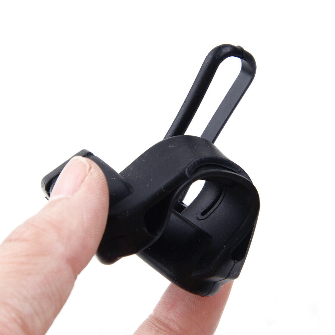 1x Car Seat Belt Adjuster Safety Buckle Anti-Scratch Protective Case Silicone An