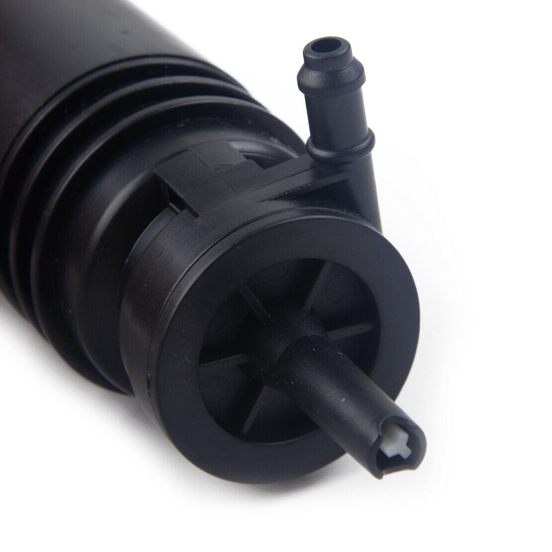 Windshield Washer Pump Fit BMW X3 X5 X6 Z4 F01 F10 F11 740i 750i 67126934160 as