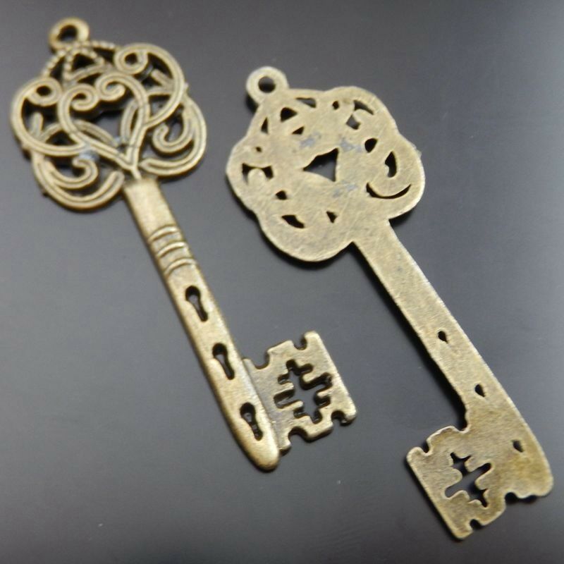 8 pcs Antiqued Bronze Floral Key Pendant Drop Dangle Alloy For Crafts 58*21mm