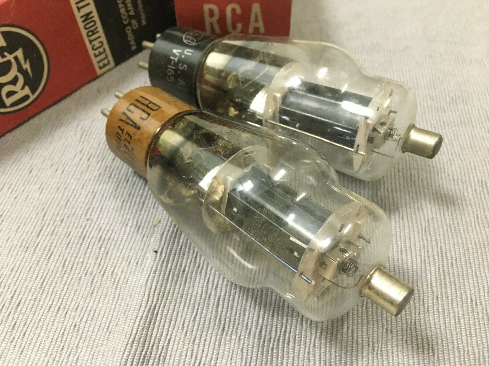 1pcs - RCA 1624 VT-165 Vacuum tube NOS