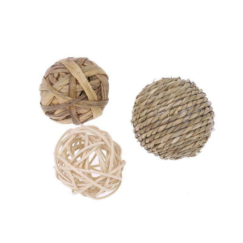 4Pcs Pet Small Animal Play Chew Natural Ball Toys for Rabbits Guinea Pig Gerbils