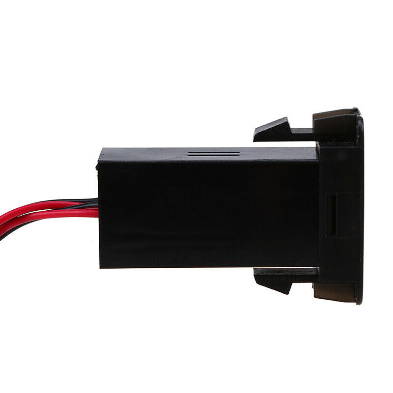 Black 12V Smartphone USB Charging Car Charger With Voltmeter For Suzuki