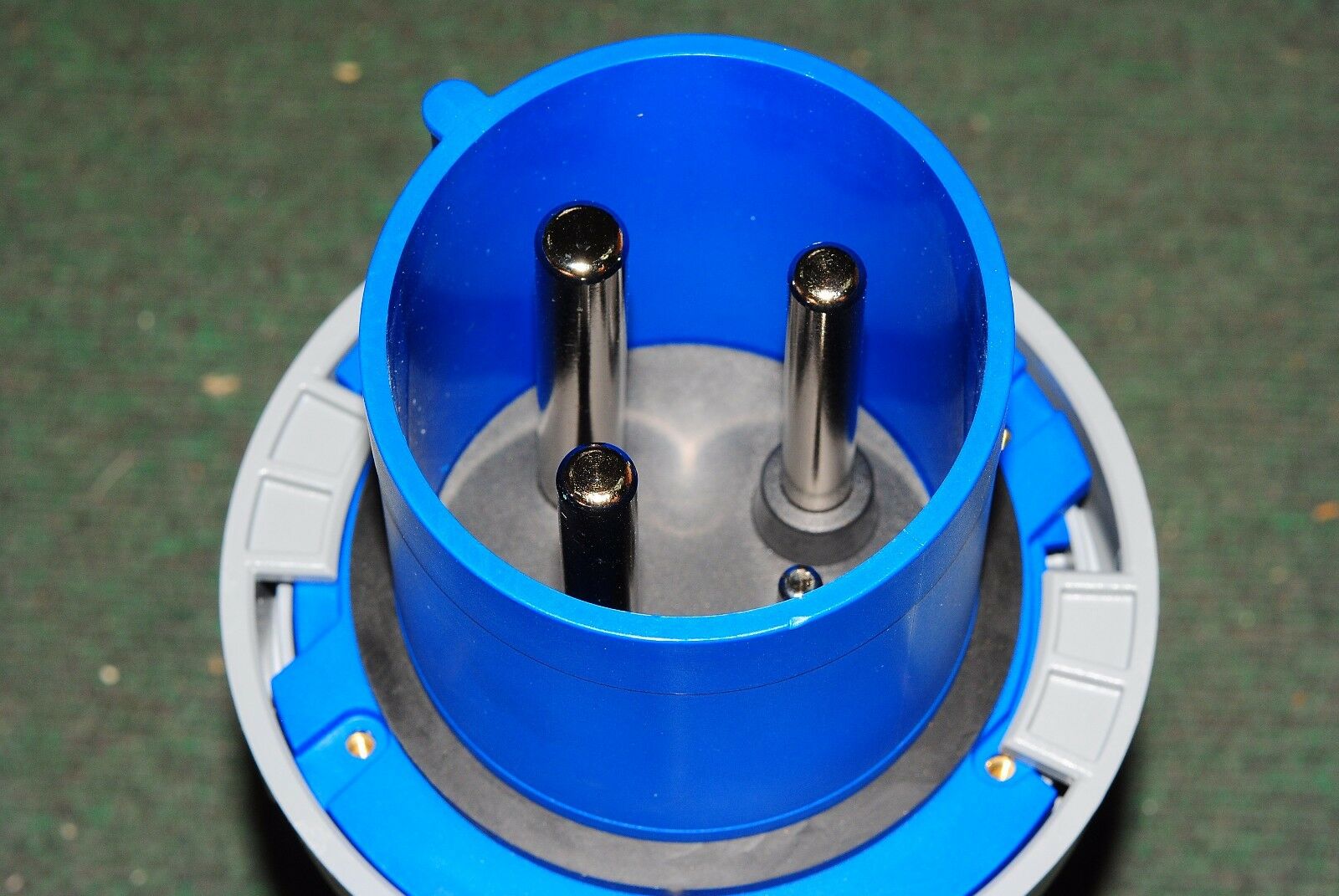 1pcs -ABL SURSUM S34S25 IP67 125A 220-250V~ 3Poles CEE Plug