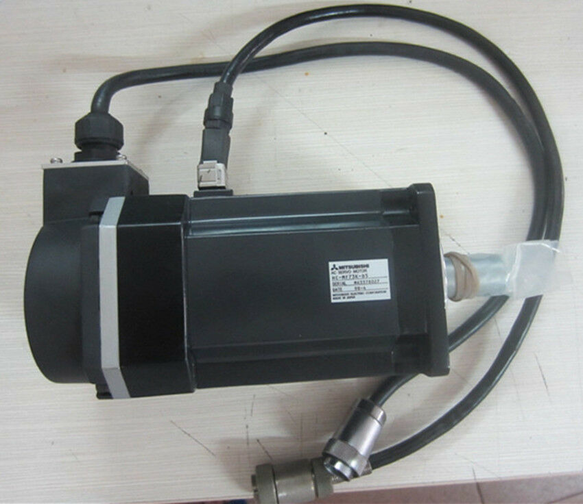 1PCS New MITSUBISHI Servo Motor HC-MF73-D5