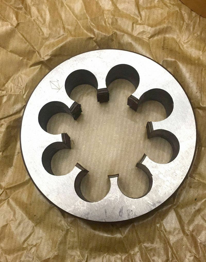 New 65mm x 3 Metric Right hand Die M65 x 3.0mm Pitch [Die/1]