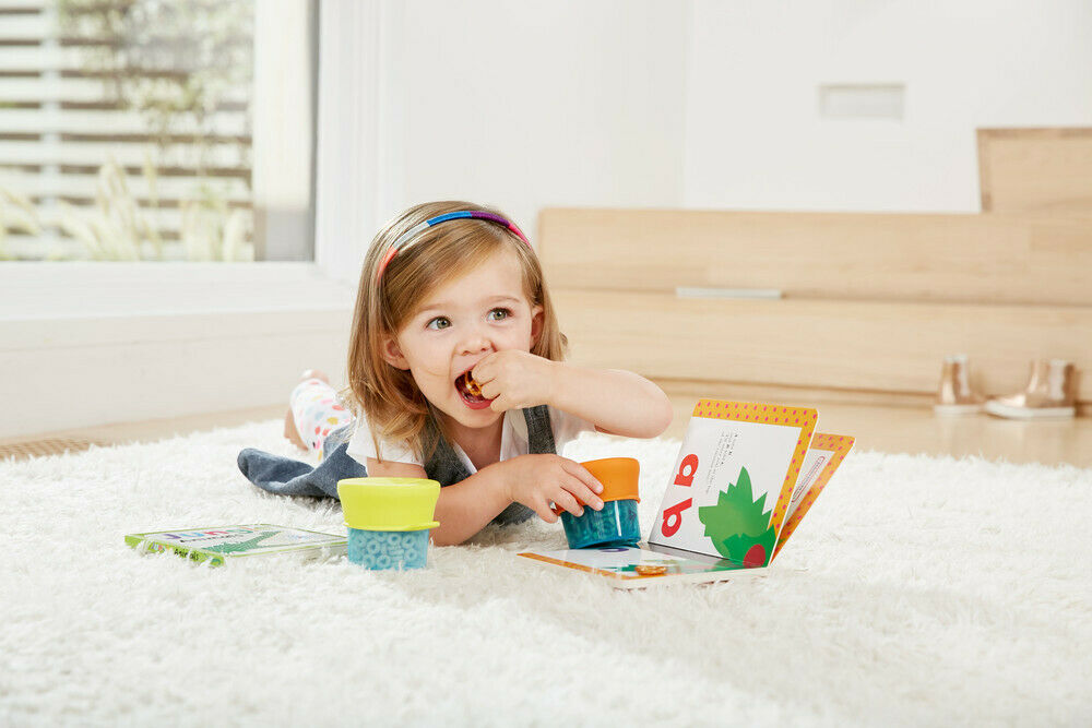 B11125 Boon SNUG Silicone Snack Lid with Cup for Baby & Toddler Age 9m+