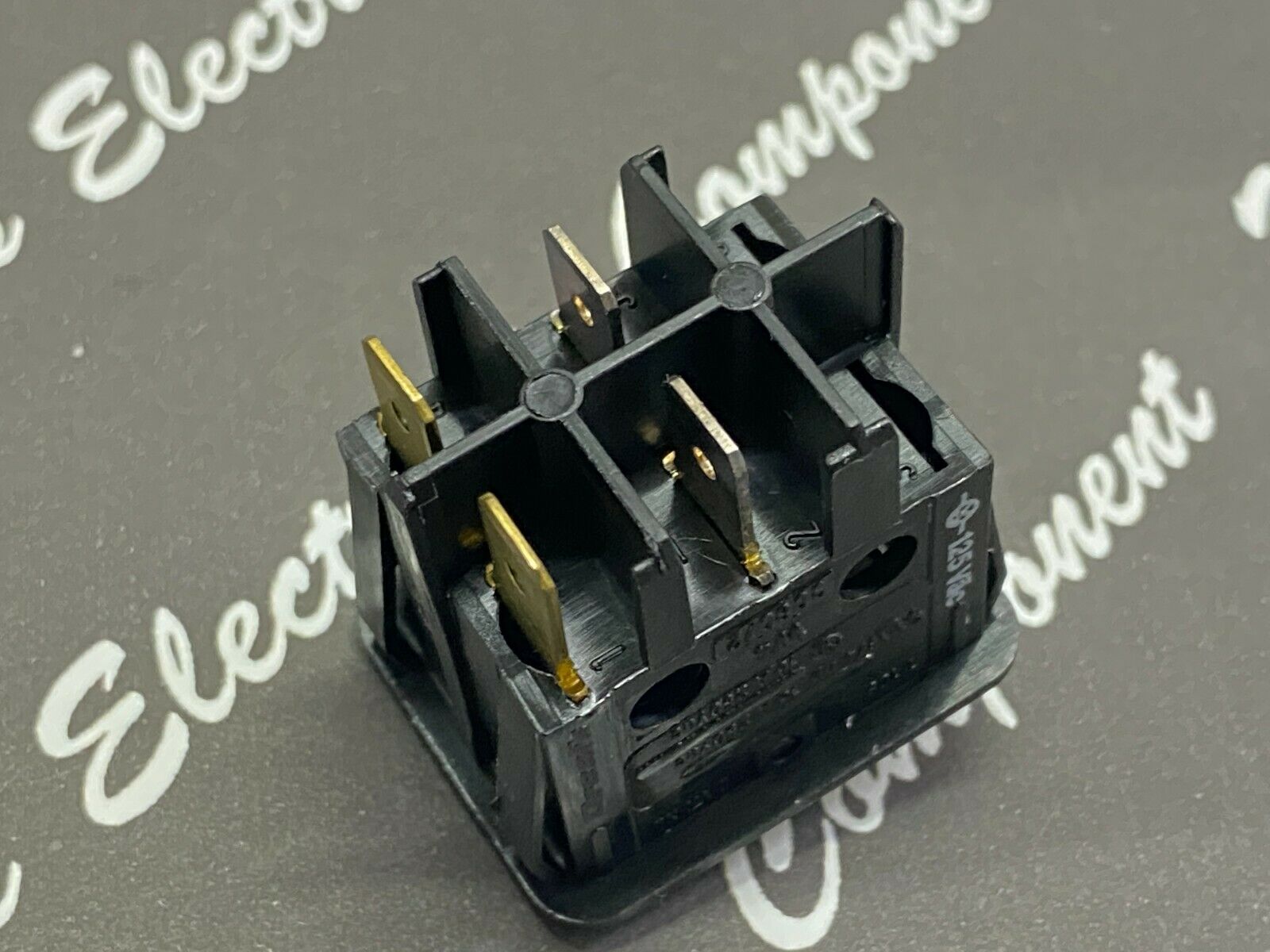 1pcs - Dreefs T125 16A 250V 3/4HP On/Off Rocker Switch