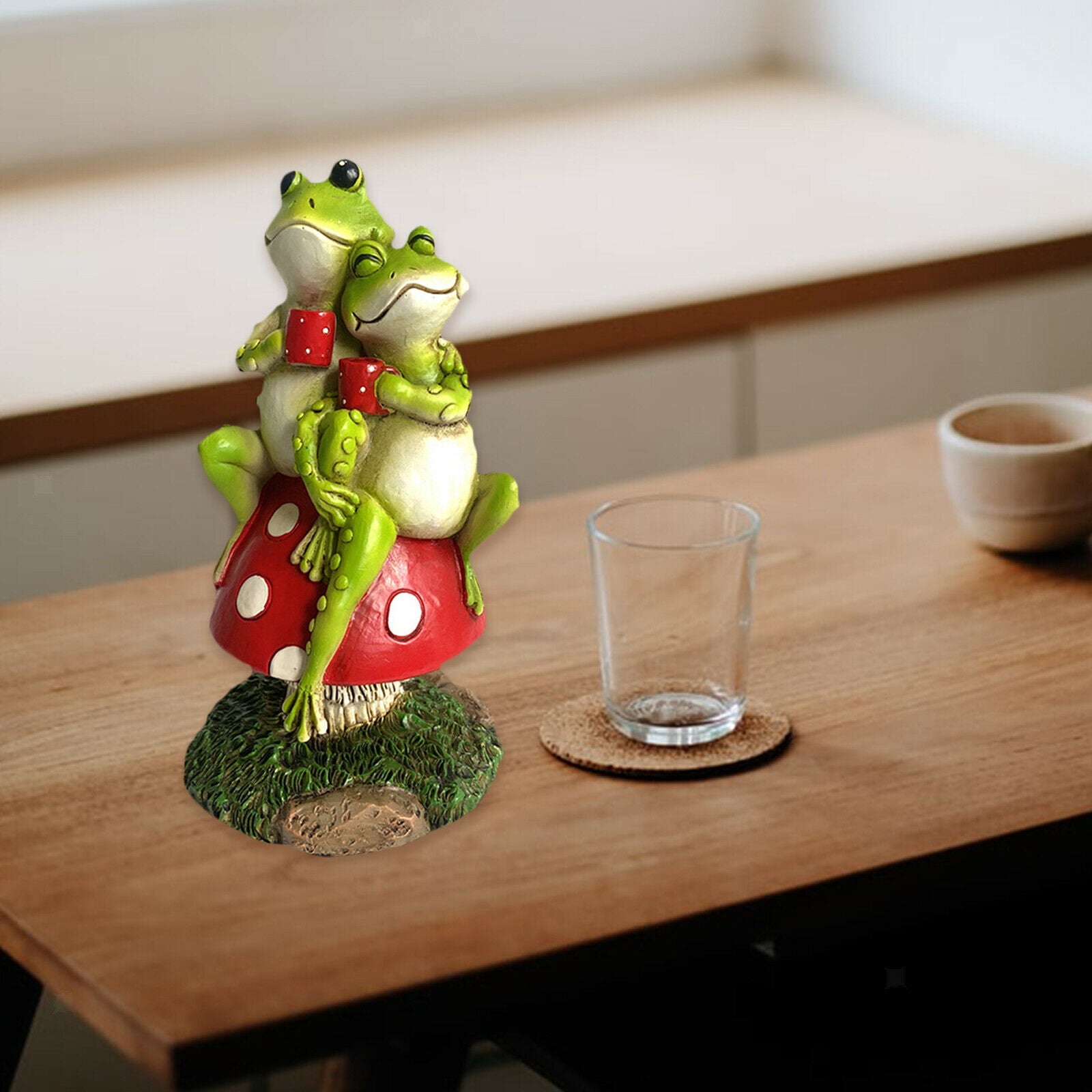 Art Creative Garden Frog Statue Polyresin Animal Sculpture Patio Decorative