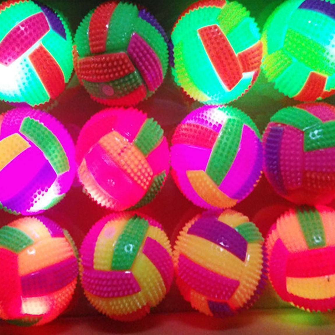 LED Volleyball Flashing Light Up Colors Changing Bouncing Hedgehog Ball Dog Toys
