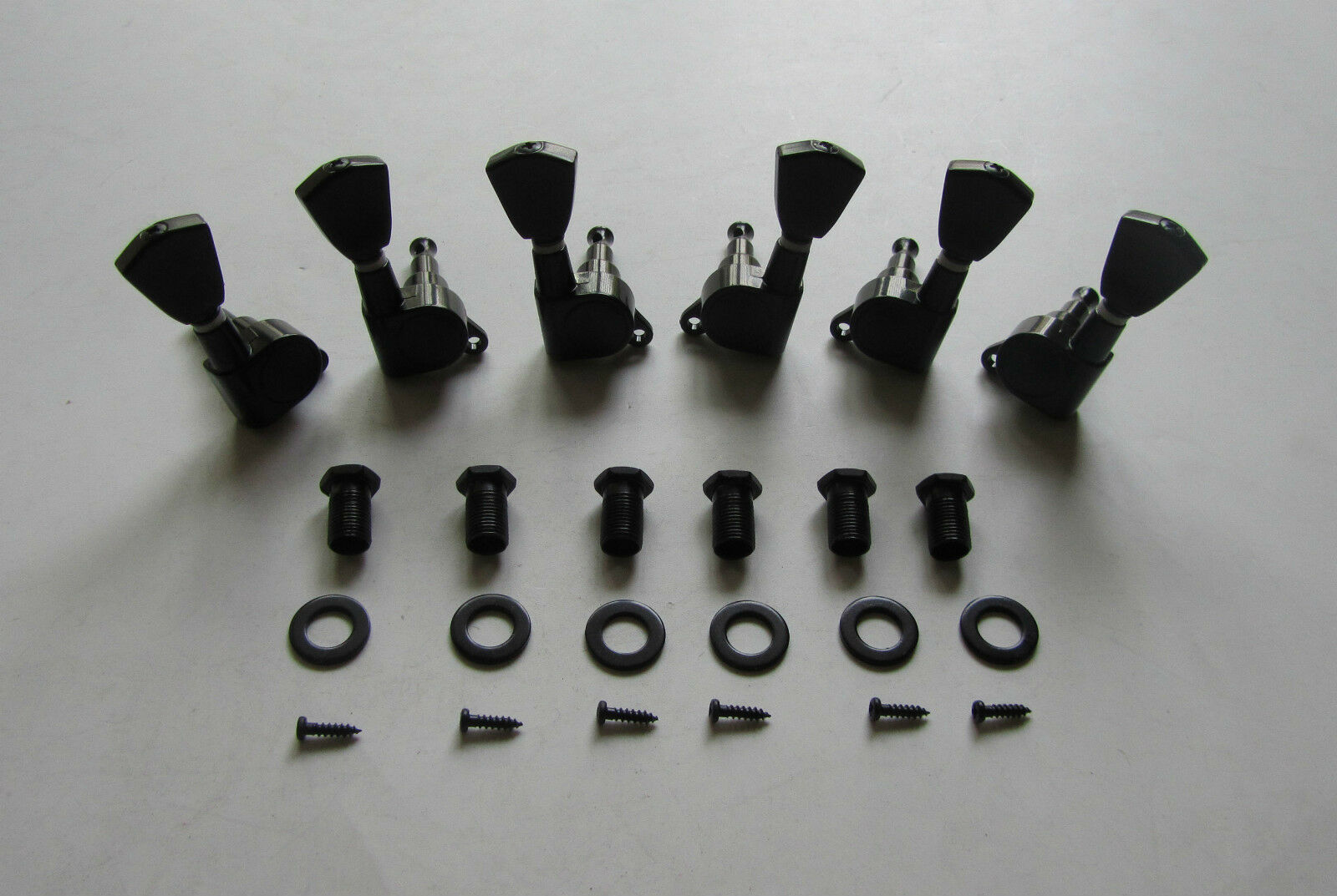 Black LP Guitar Tuners Tuning Keys Guitar Machine Heads 3L3R