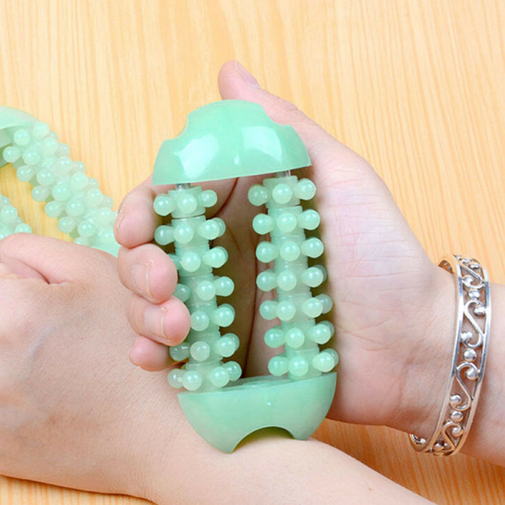 Hand Finger Massager Dual Roller Joint Relaxing Nail Plastic Massage Tool.l8