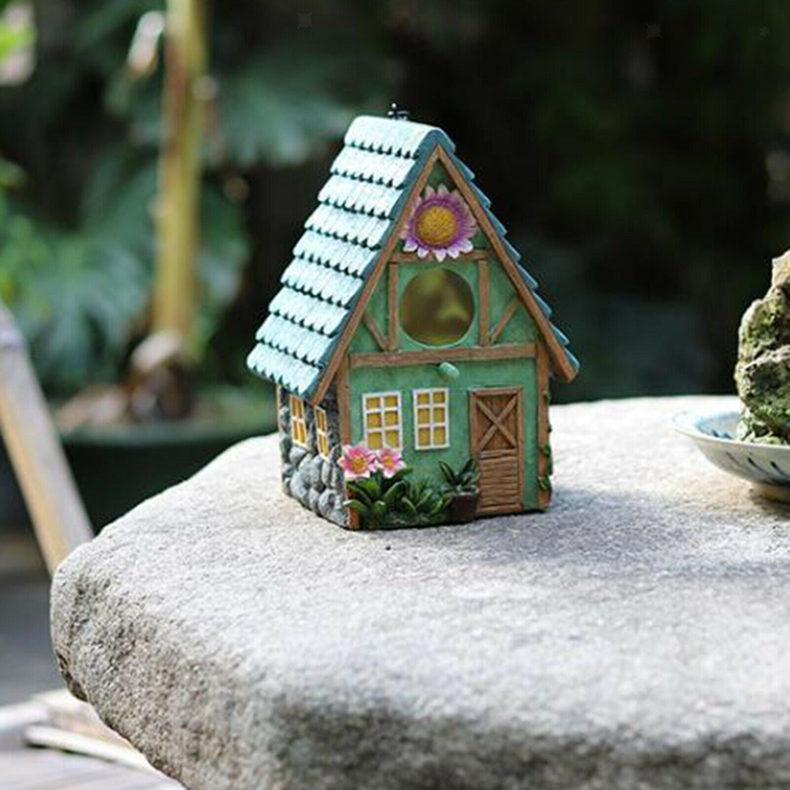 Hand-Painted Hanging Birdhouse Garden Cottages Bird House Outdoor for Small Bird