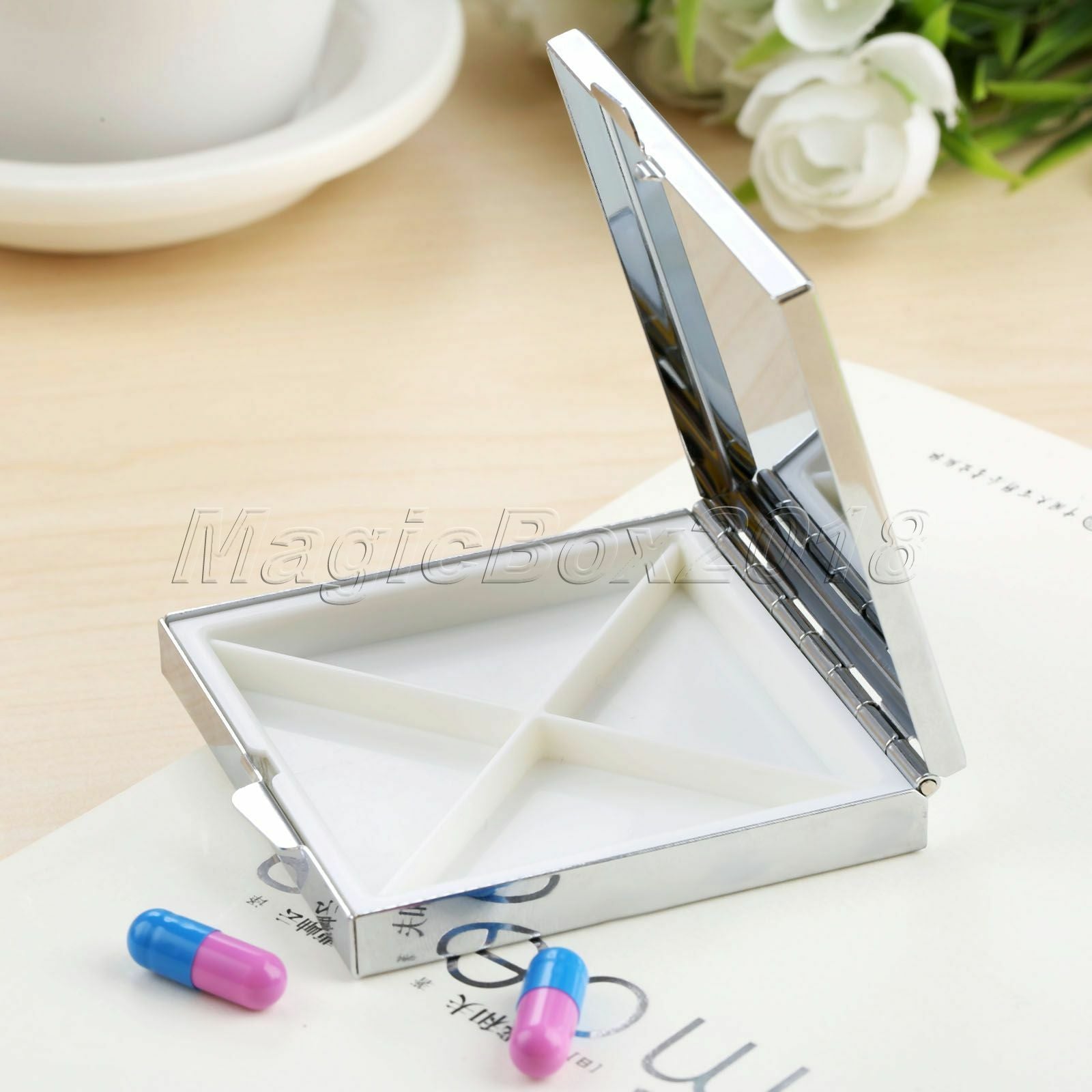 Rectangle Metal Pill Box Container Medicine Vitamin Capsule Organizer Case 4Grid