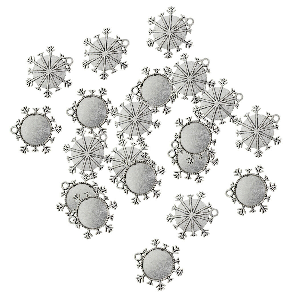 20 Snowflake Pendant Tray Cabochon Setting Set
