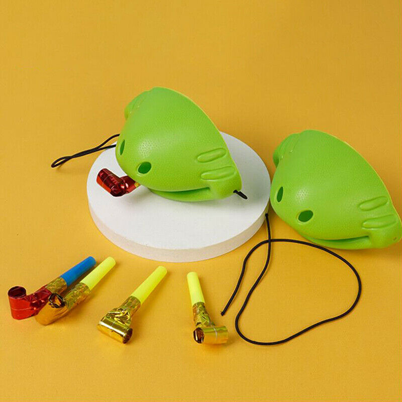 Chameleon Mouth Cover Tongue Bug Catch Lizard Quickdraw Card Party Holida.l8