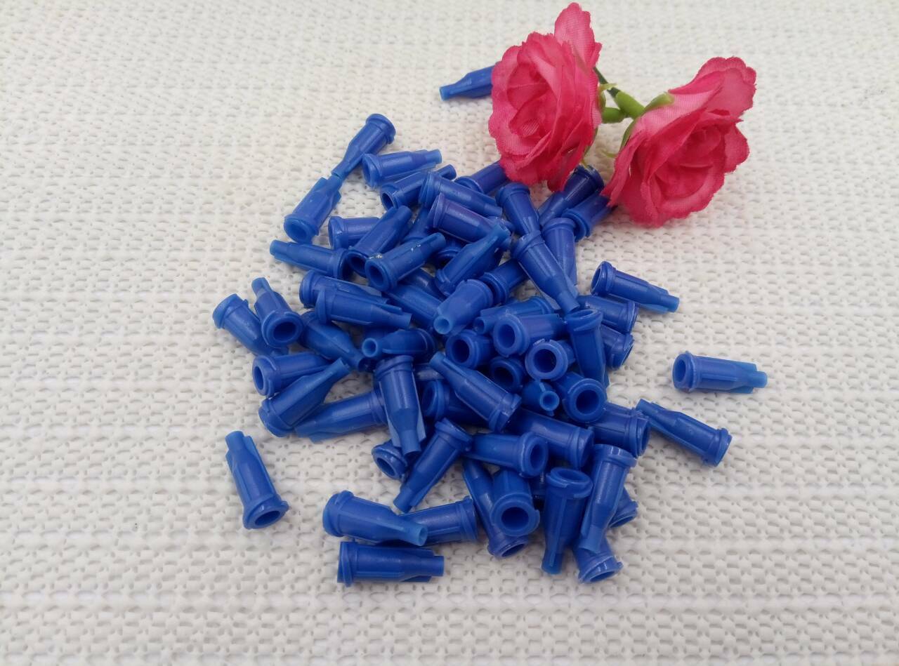 100Pcs/Set Lock Syringe Tips Caps Injector Dispensing Needle Sealing Plug , Blue