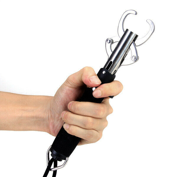 Fish Grip Lip   Lock Fishing Tackle Gripper Grabber Grab Scale Tool