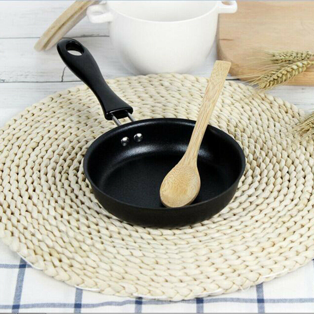 Skillet Non Stick Round Pan Iron Coating Omelette Skillet Frying Pan 12cm