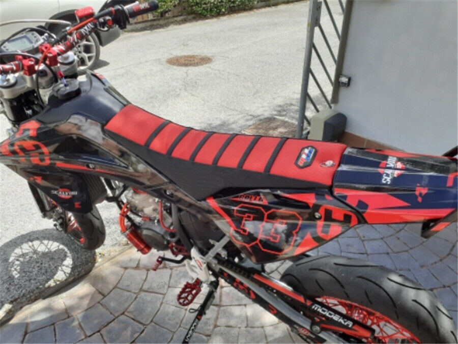 Black&Red Rubber Motorcycle Seat Protect Cover Seat Antislip Cushions Waterproof