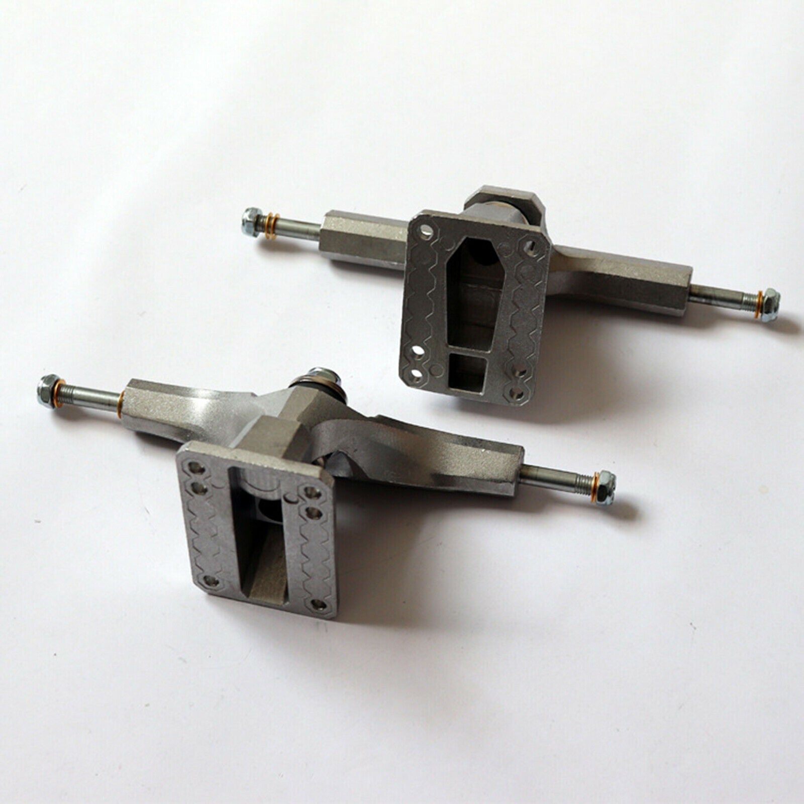 1 Pair of Universal Aluminum Skateboard Truck 6.25 Inch Truck 158mm Climb Pads