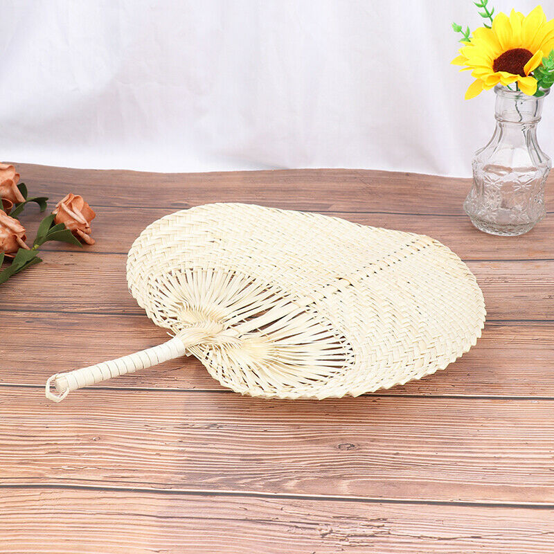 Chinese Style Handmade Palm Leaf Woven Hand Heart Shaped Mosquito Repellent F KX