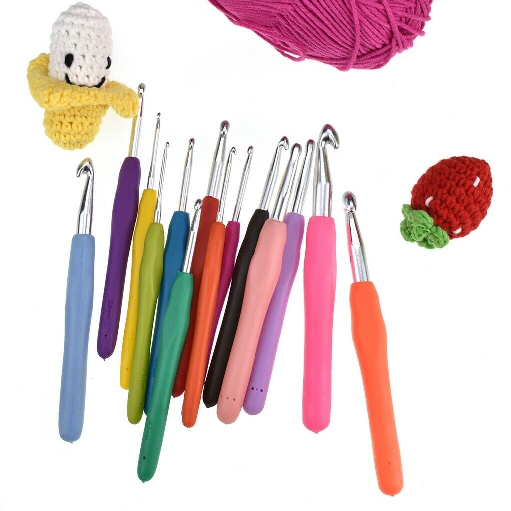 Set of 46 Crochet Hooks Kit with Case Portable Knitting Yarn Ruler Tools Bag