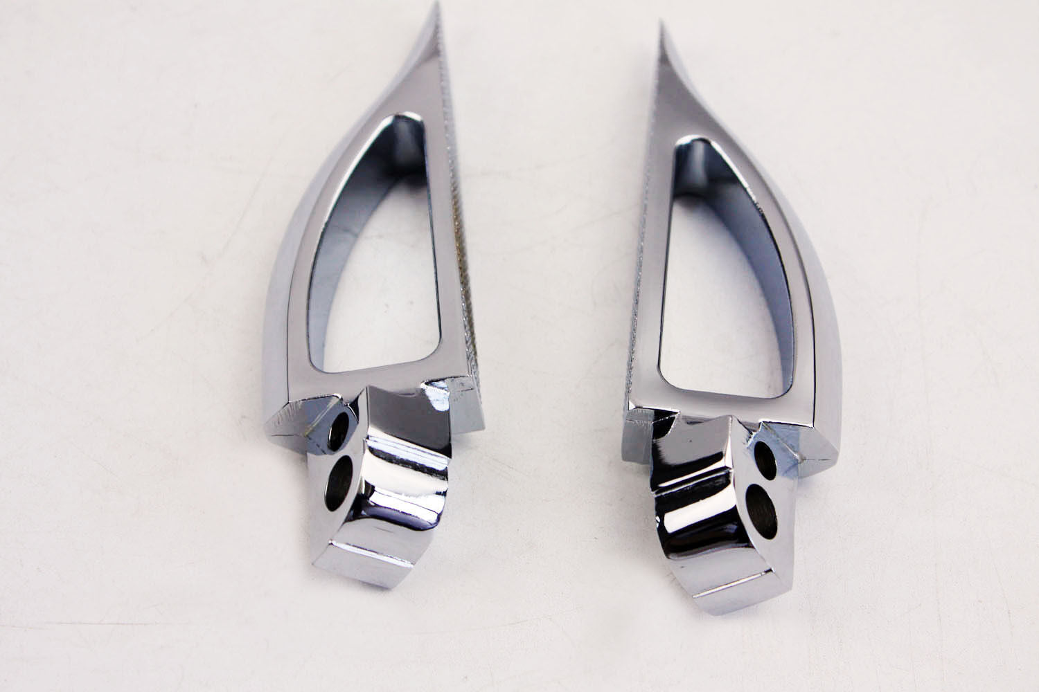 Blade Front Foot Peg for 06-13 SUZUKI GSXR 600/750/1000 08-13 GSX 1300R chrome