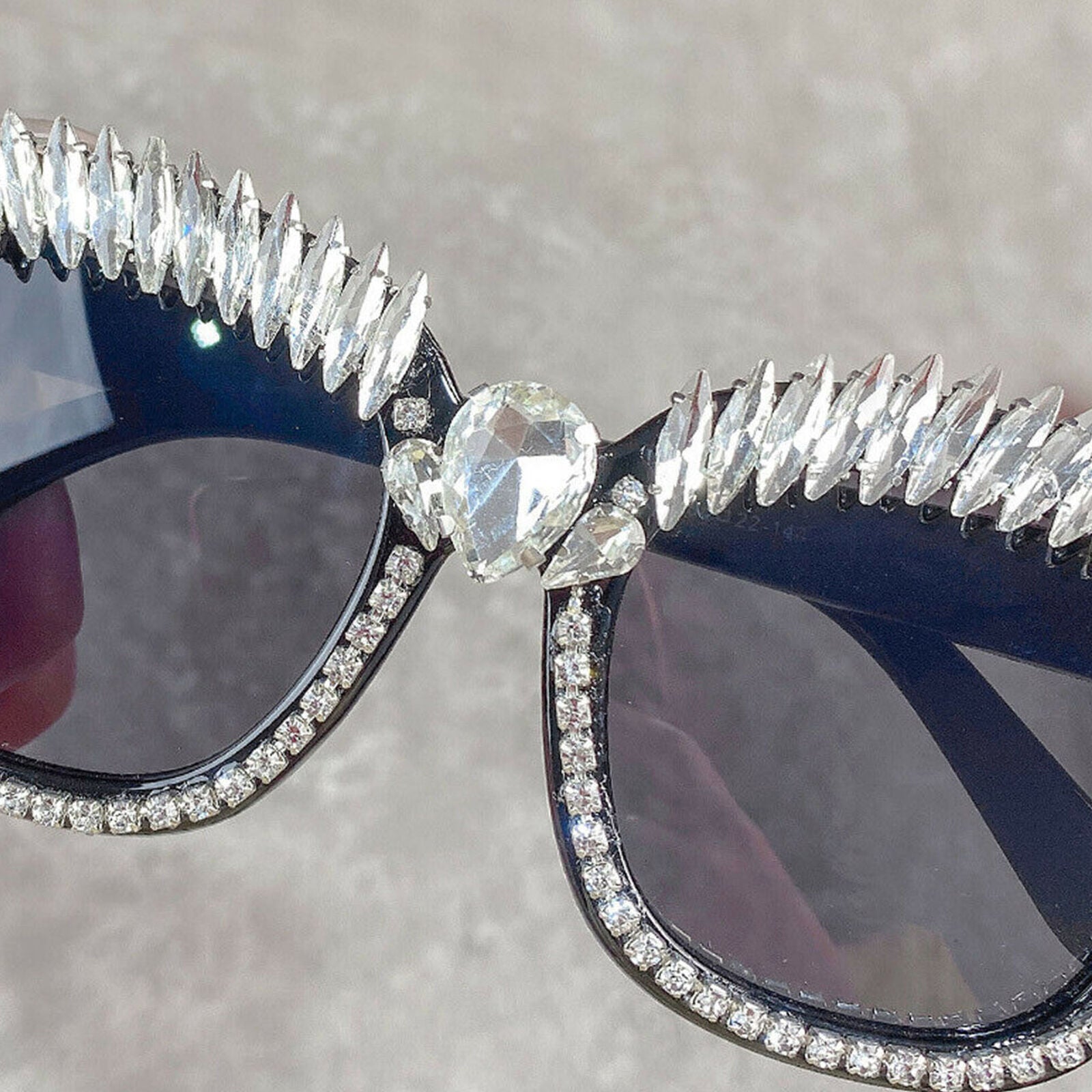 Hand-made Luxury Rhinestone Sunglasses Women Fashion Shades Party Eyewear UV400