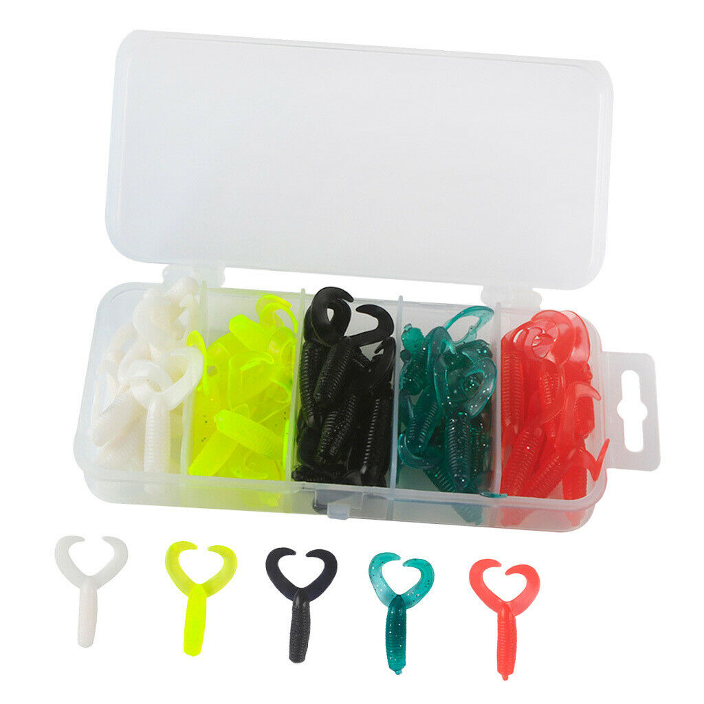 50pcs / set Portable Twin Tail Soft Fishing Lures Grub Maggot Worm