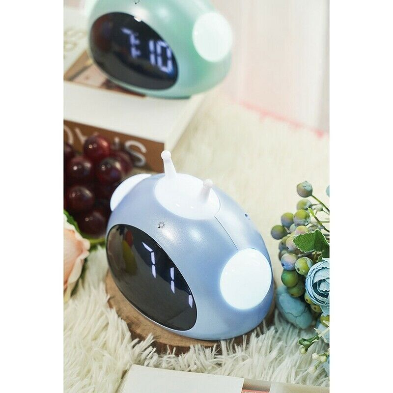 2X(Alarm Clock Cute Desk Clock Smart Backlight/Temperature/Snooze Wake Up AY7K7)