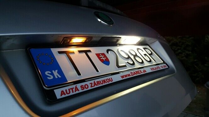 white LED License Plate Light White For Skoda Octavia 2 1Z/Roomster 5J 2006-2010
