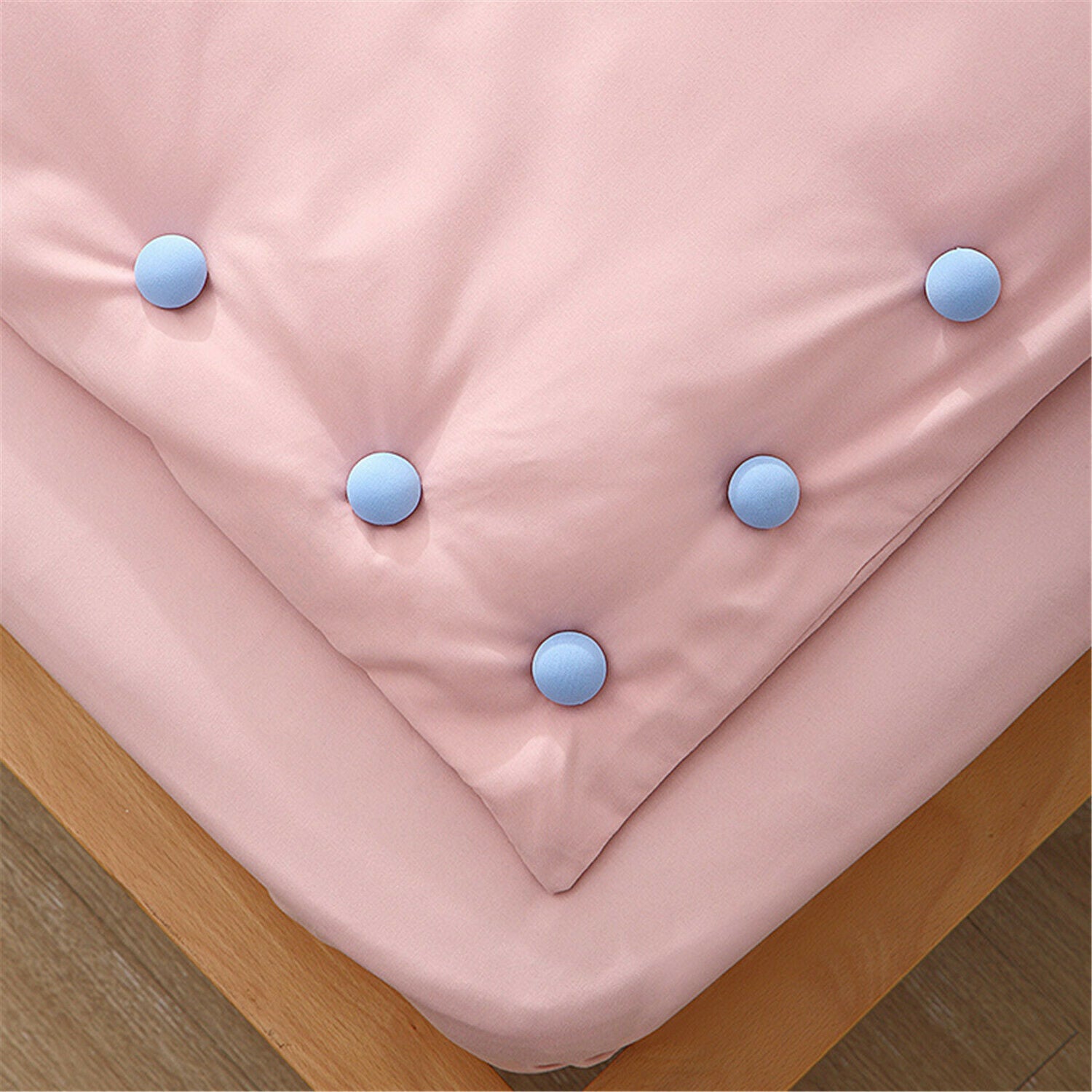 Quilt Garment Bed Sheets Buckle Quilt Fixer Mushroom Quilt Holder Mattress Clip