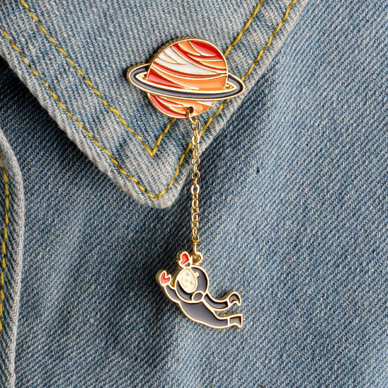 2 PCS Enamel Cartoon Brooch Badge Lapel Pin Cosmic Space Whales Cartoon Badge