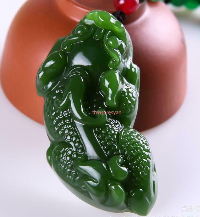 Exquisitely carved jadeite couple jade brave jade pendant