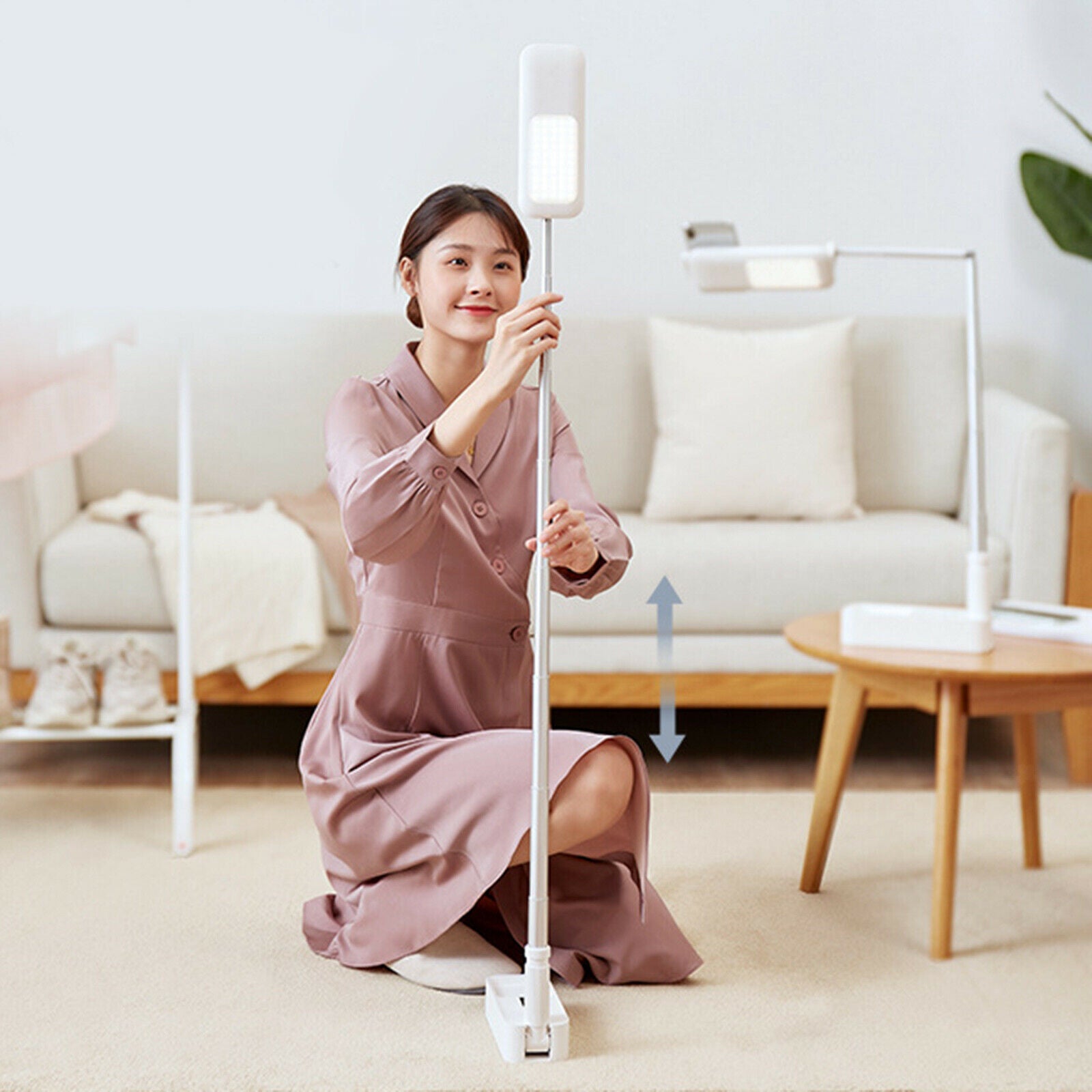Portable Camera Fill Light Phone Holder Stand Conference Lighting Equipment