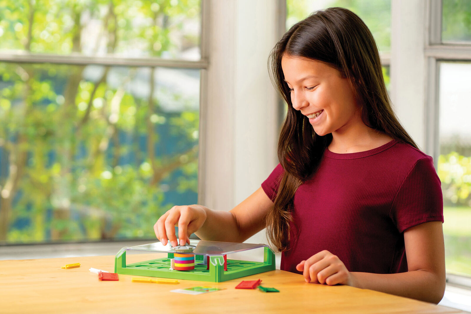 44001021 Ravensburger Invasion of the Cow Snatcher Magnetic Game Age 6 Years+