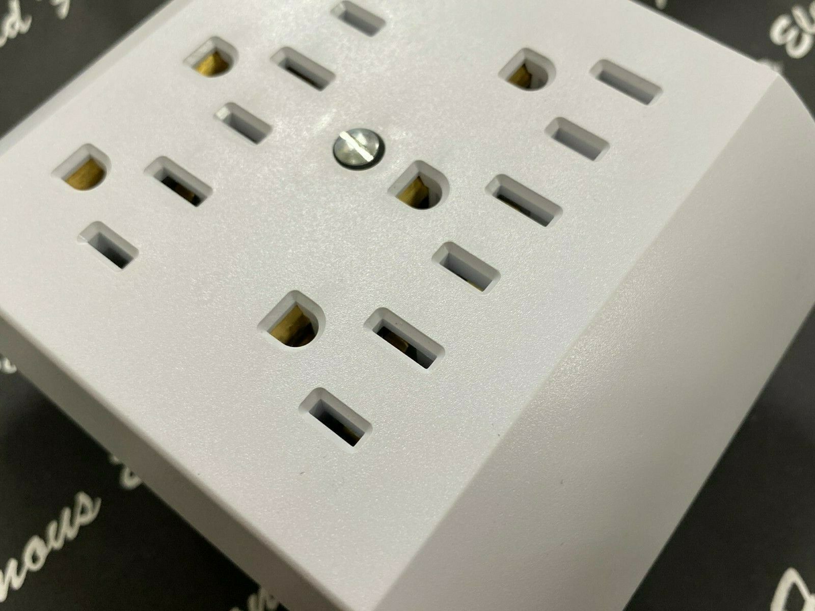 1pcs - COOPER 1146W 15A 125V Six Outlet Tap - Duplex Receptacle to 6 Outlets