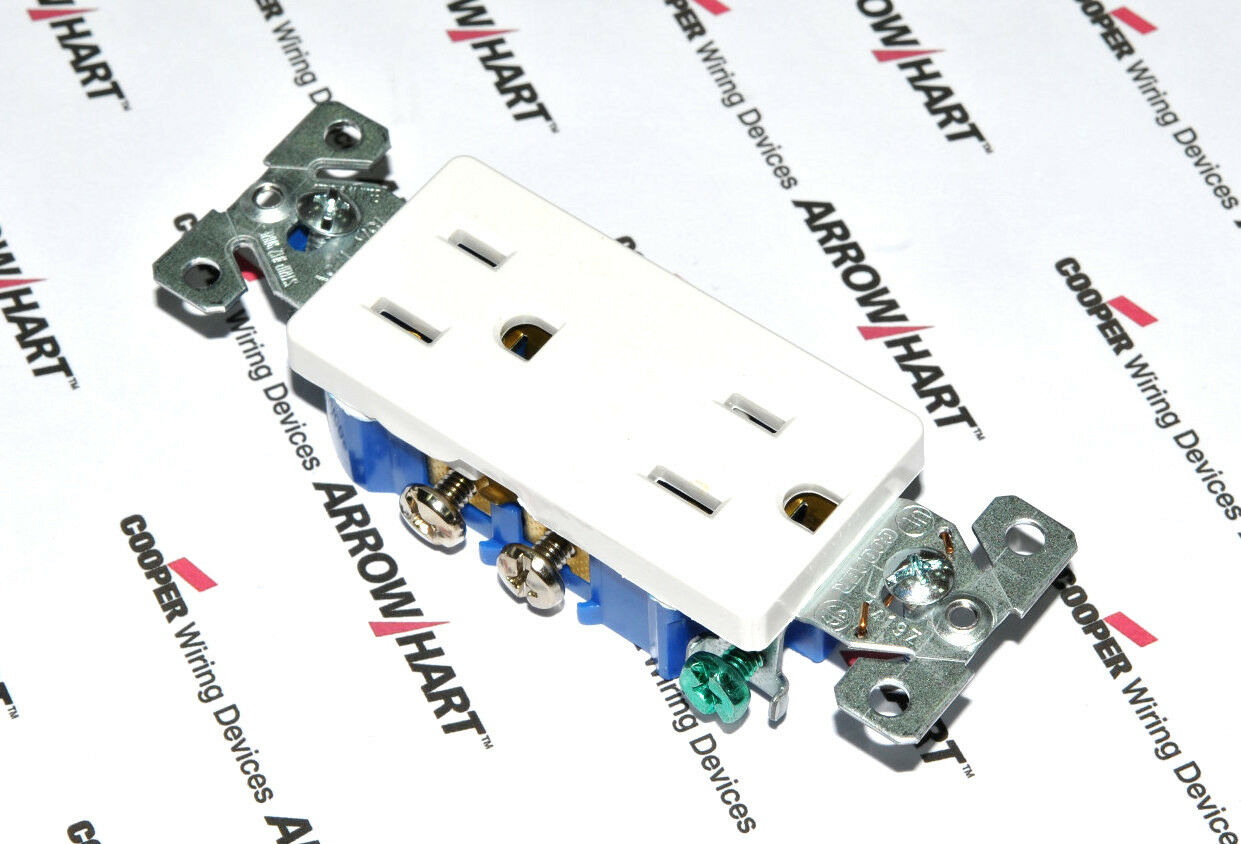 1pcs-COOPER 1107-9W 15A 125V Auto Grounding Decorator Duplex Receptacle 5-15R